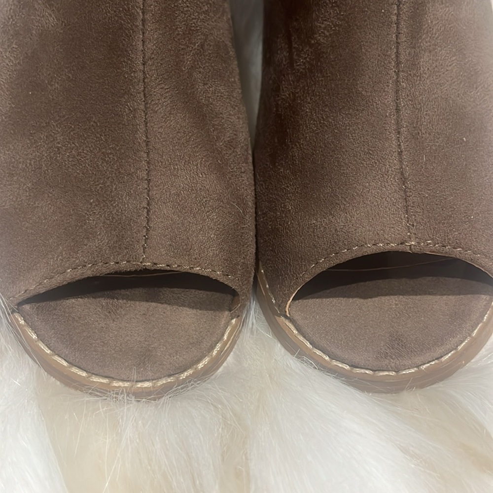 Shoe Booties! - Picture 2 of 7